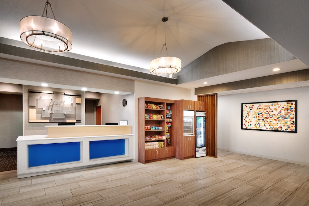 holiday inn express mitchell by ihg