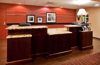 Hampton Inn & Suites Watertown,Watertown>>South Shore,3 star