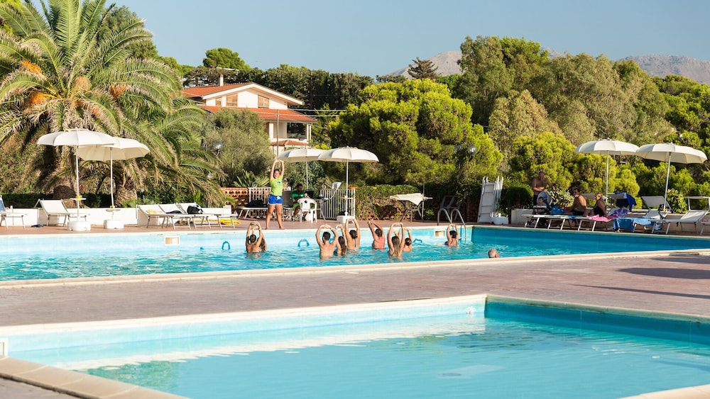 perla del golfo resort