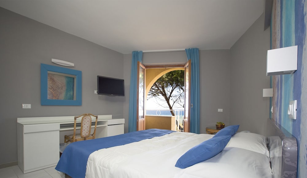 perla del golfo resort