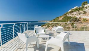 Perla Del Golfo Resort,On The Waterfront,3 star