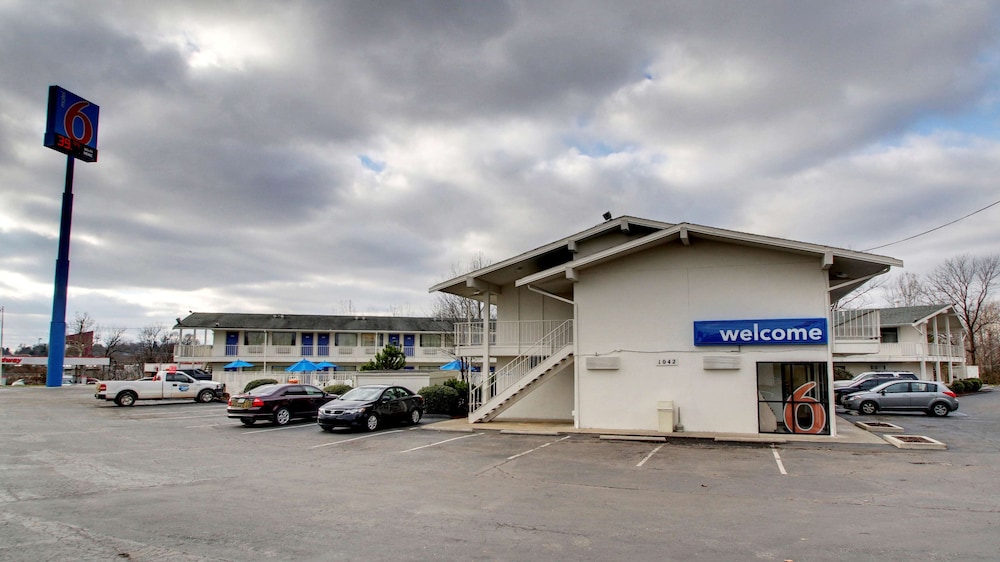 motel 6 elizabethtown ky