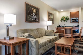 comfort inn and suites sheridan