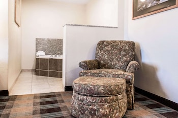 comfort inn and suites sheridan