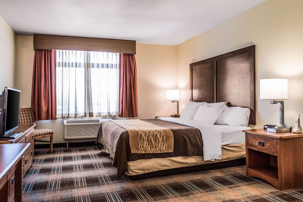 comfort inn and suites sheridan