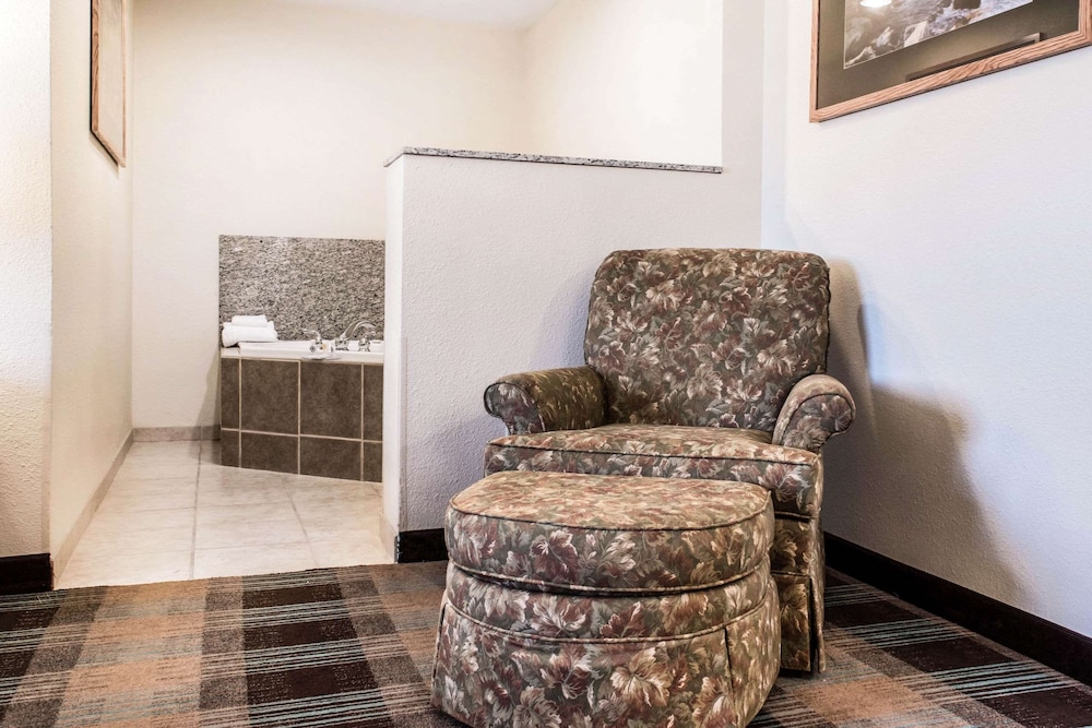 comfort inn and suites sheridan