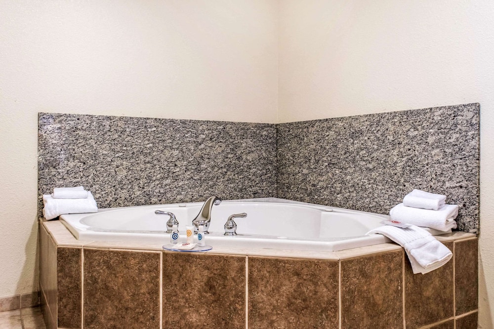 comfort inn and suites sheridan