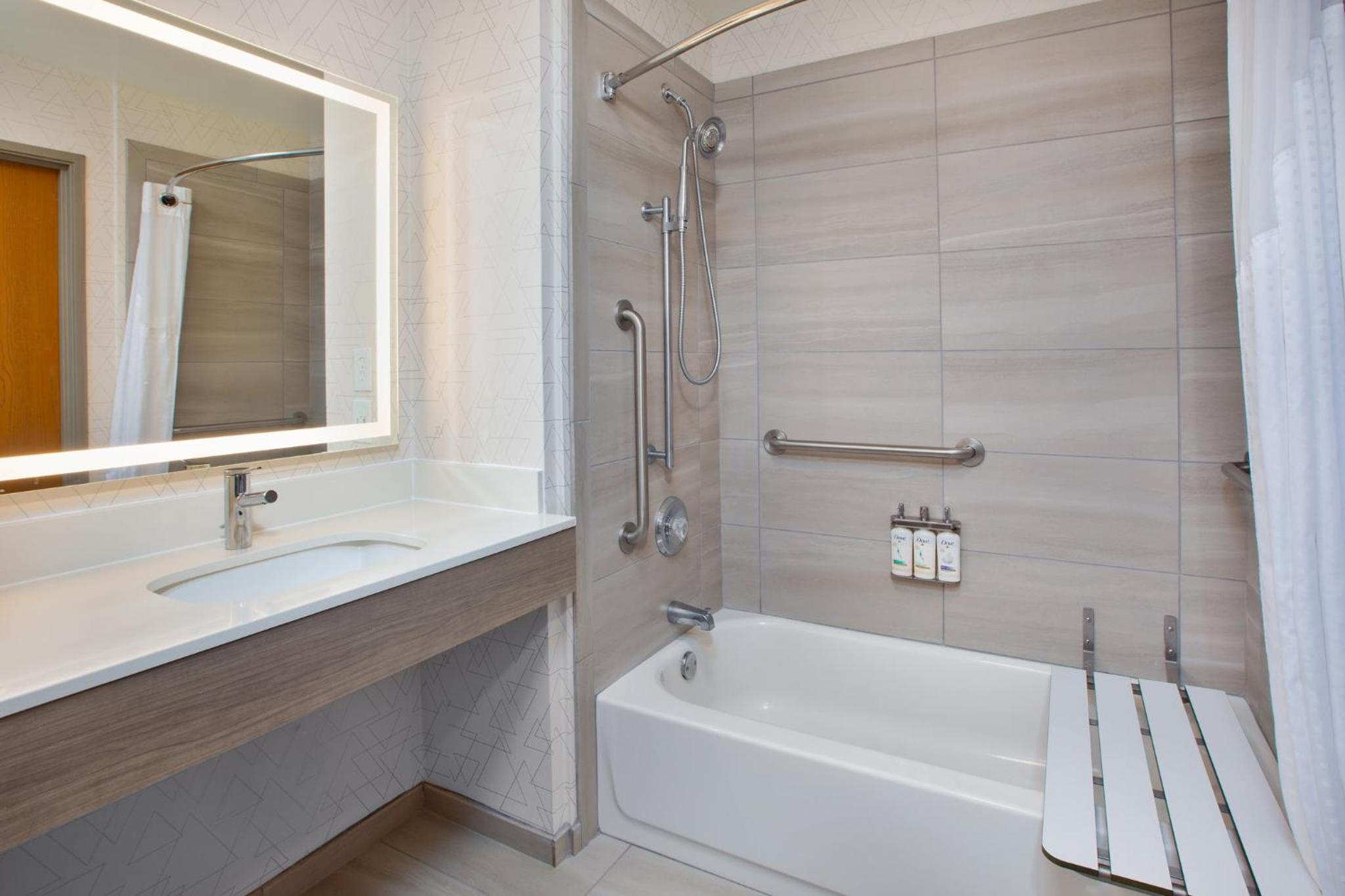 holiday inn express and suites buffalo by ihg