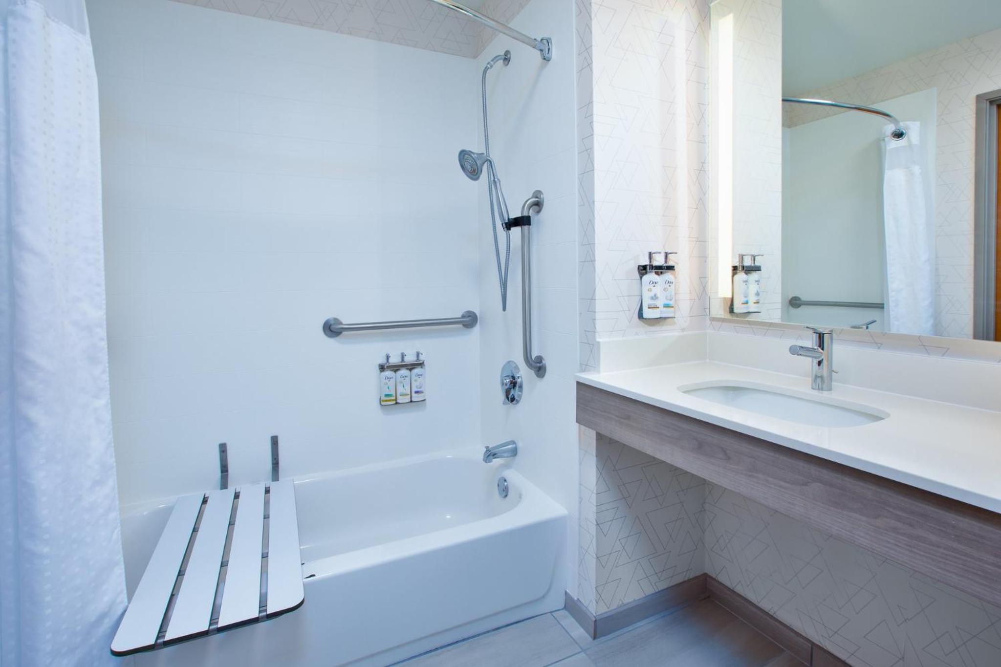 holiday inn express and suites buffalo by ihg