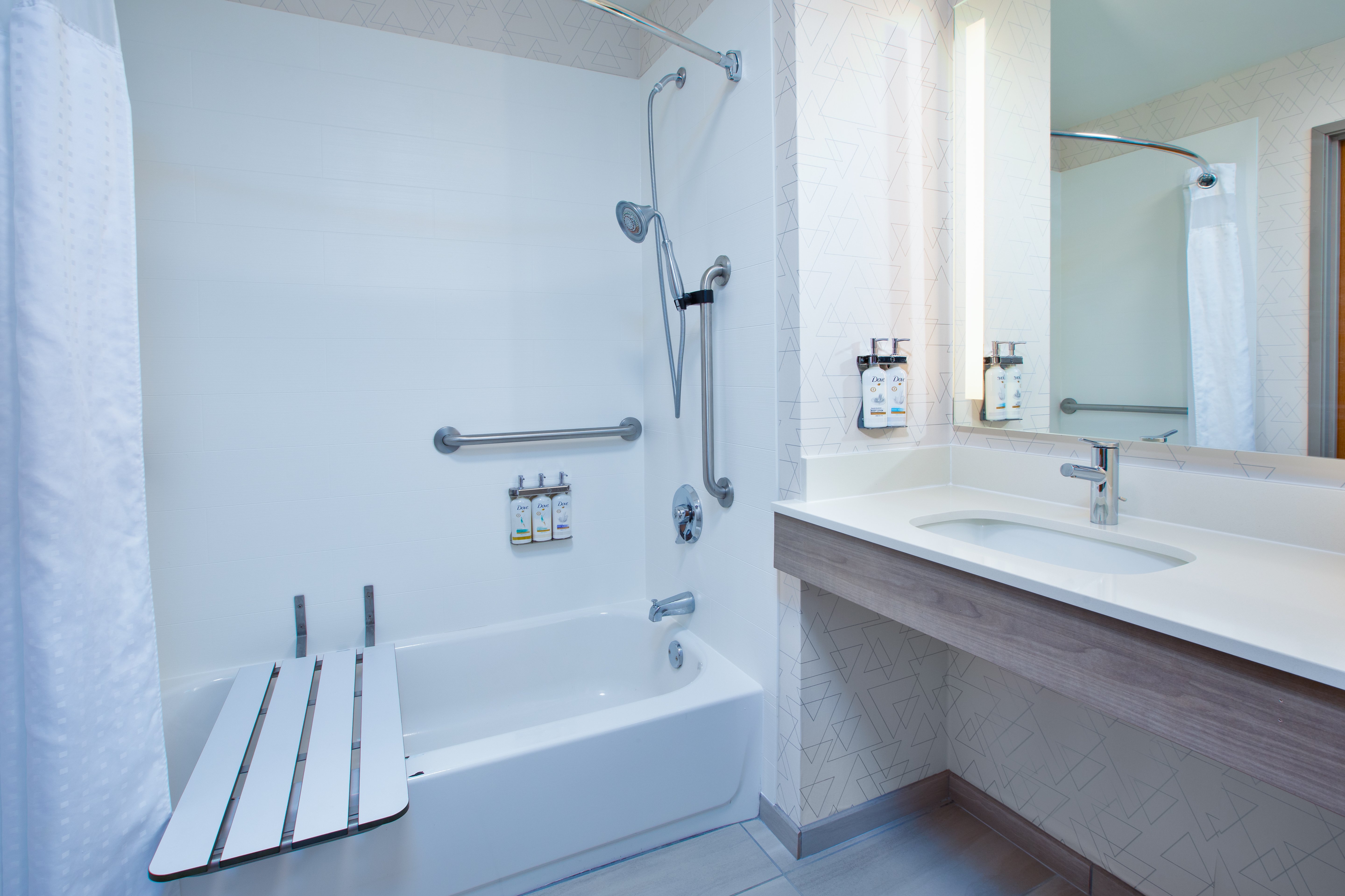 holiday inn express and suites buffalo by ihg