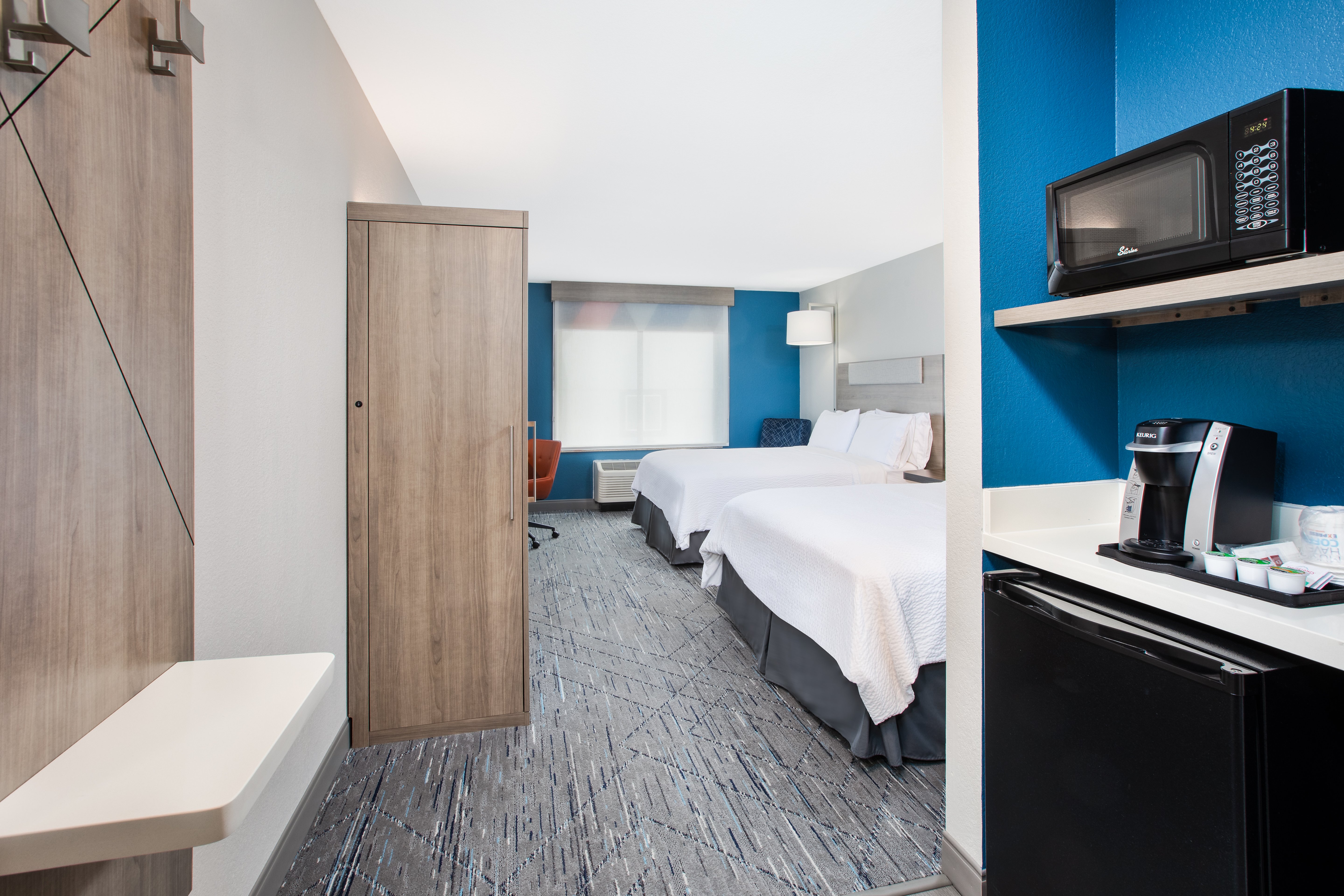 holiday inn express and suites buffalo by ihg