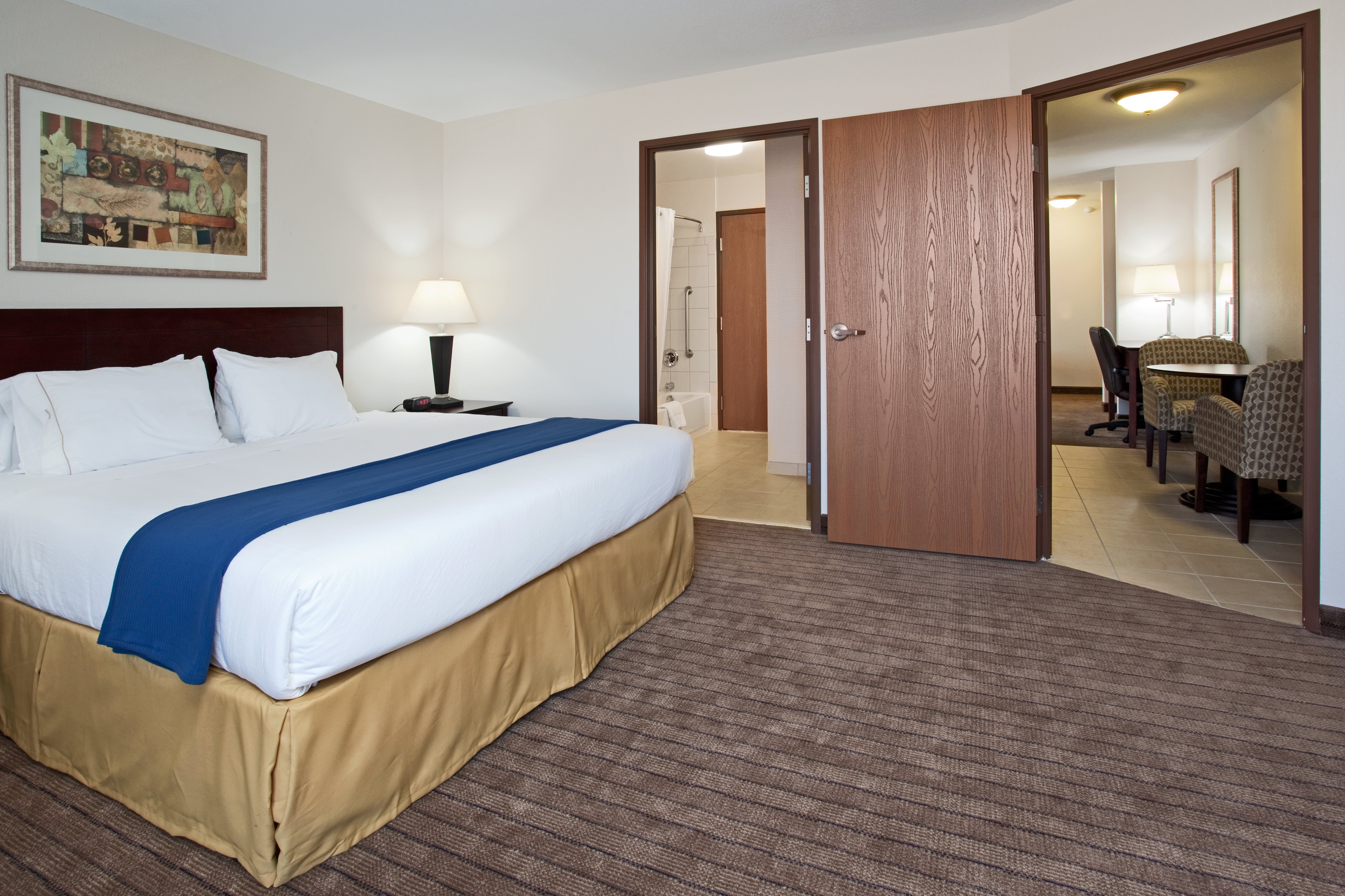 holiday inn express and suites buffalo by ihg