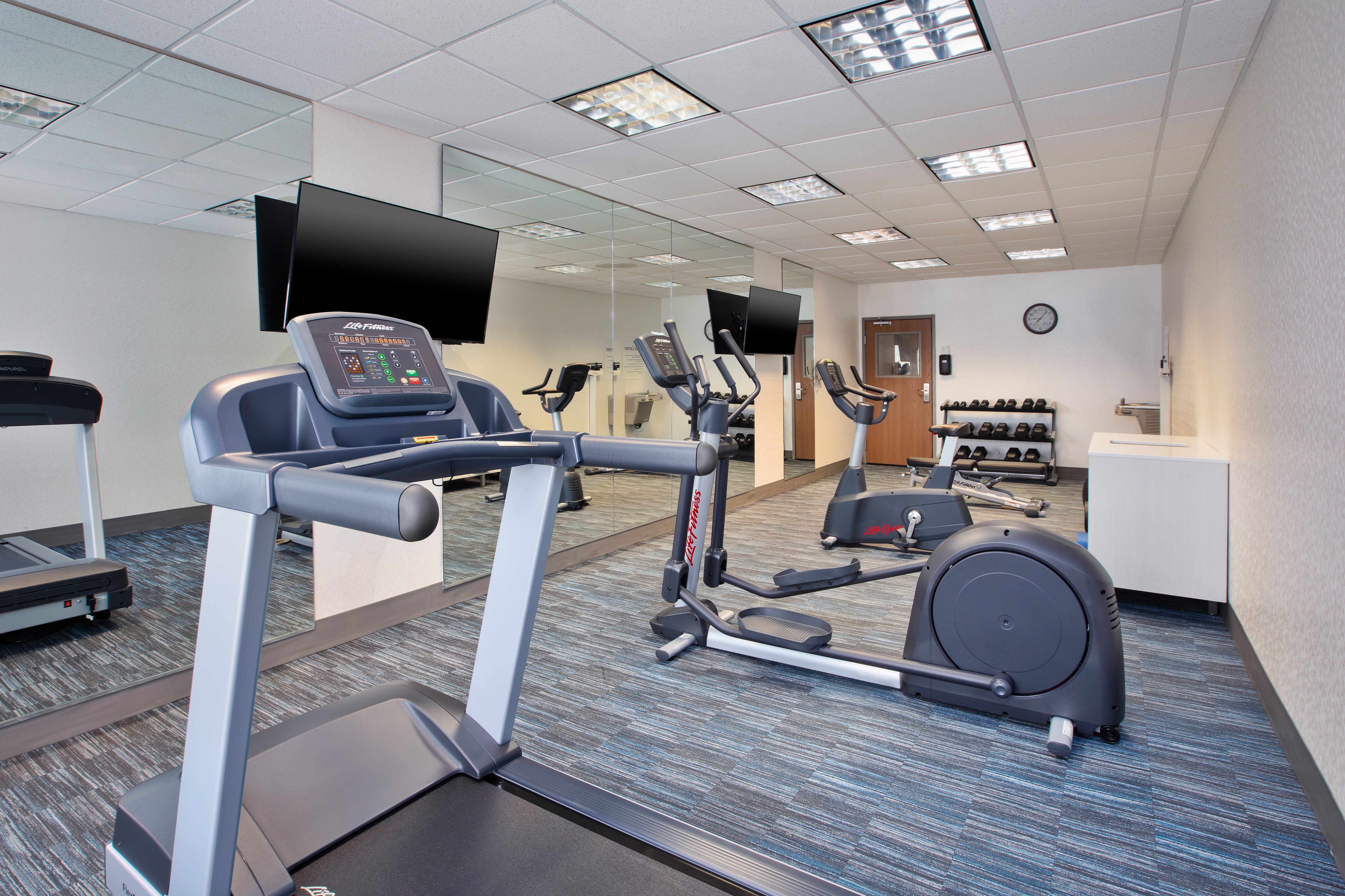holiday inn express and suites buffalo by ihg
