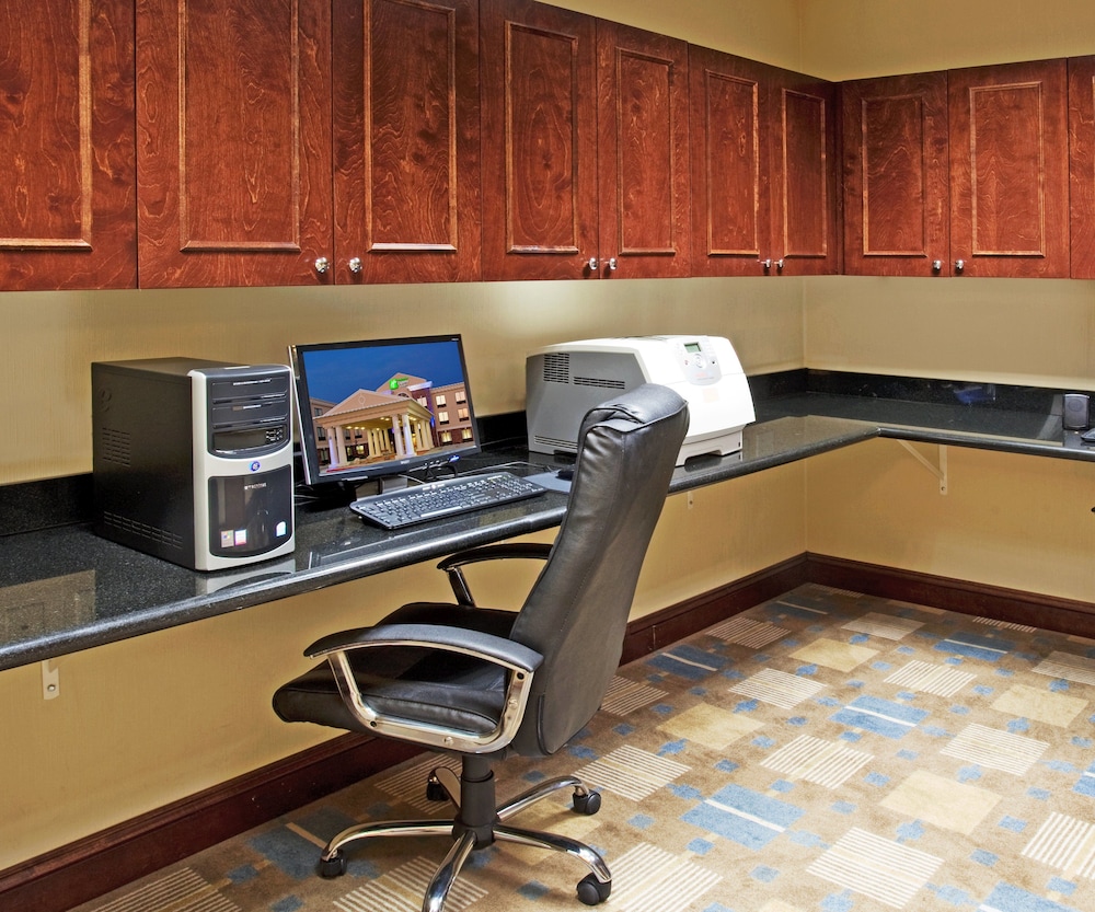 holiday inn express and suites buffalo by ihg