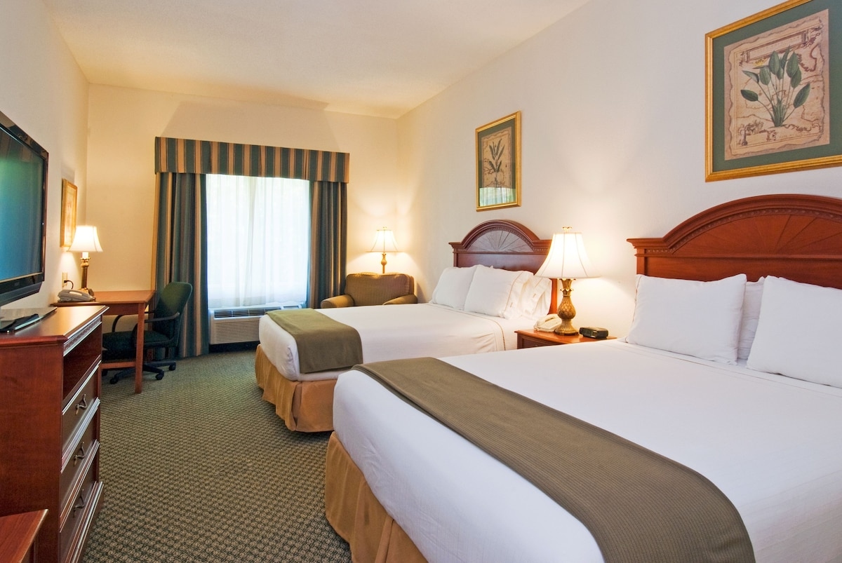 holiday inn express hotel and suites emporia by ihg