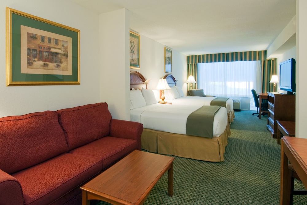 holiday inn express hotel and suites emporia by ihg