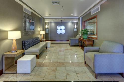 holiday inn express hotel and suites emporia by ihg