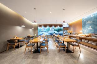 home inn linyi binhe avenue