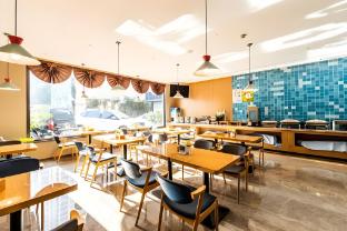 home inn linyi binhe avenue