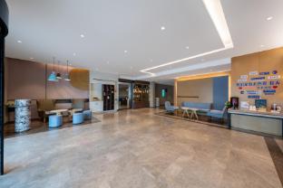 home inn linyi binhe avenue