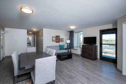 staybridge suites scottsdale talking stick an ihg hotel