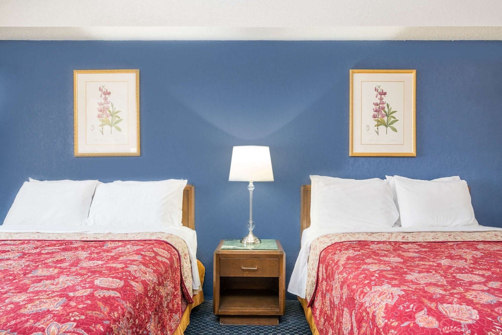 knights inn litchfield