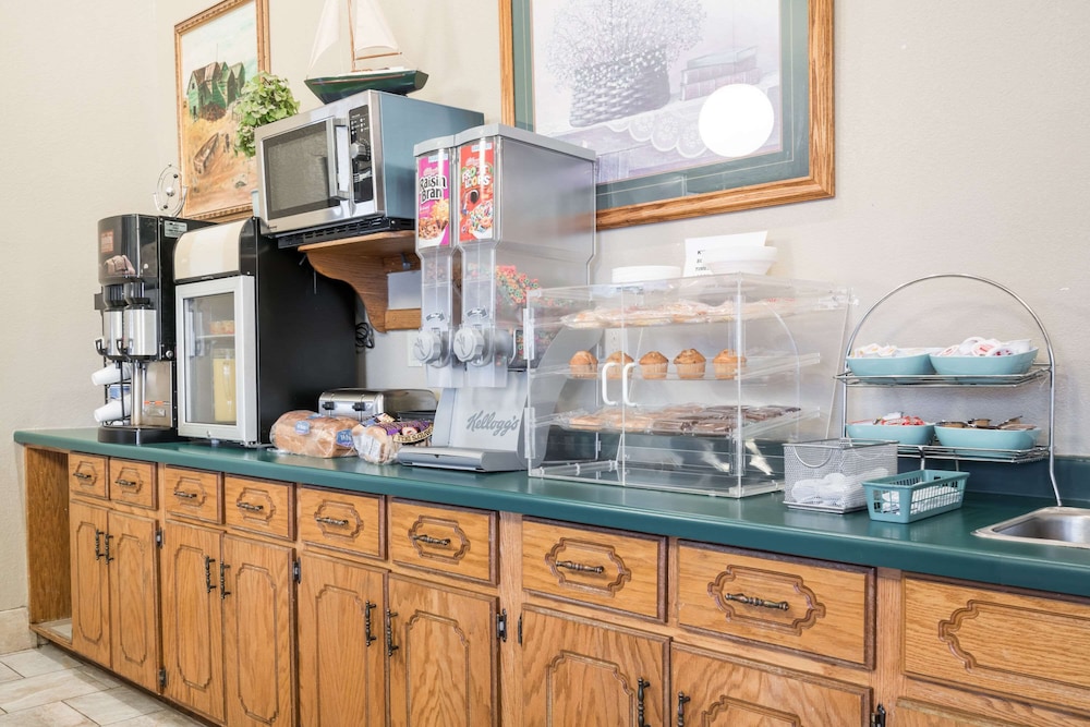 knights inn litchfield