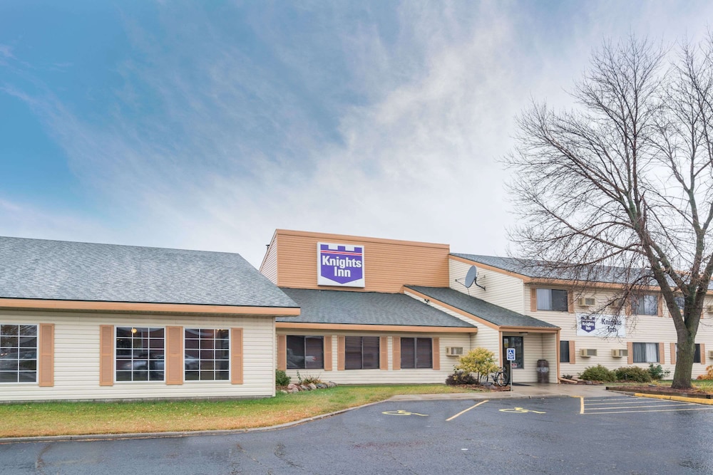 Knights Inn Litchfield,Kandiyohi County>>Hutchinson,2 star