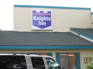 knights inn litchfield