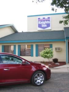 knights inn litchfield