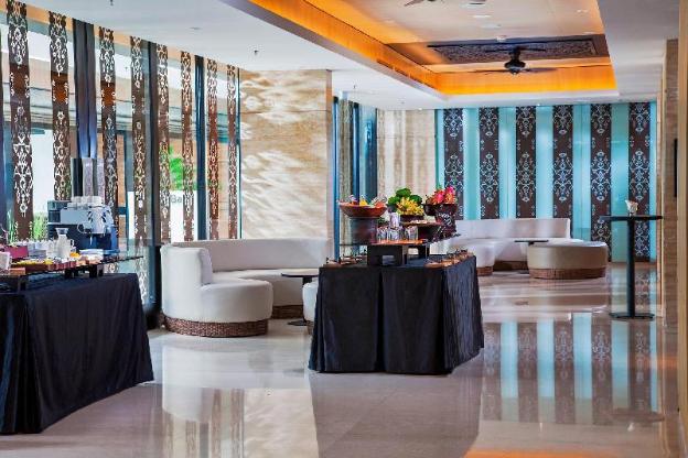 courtyard by marriott bali seminyak resort