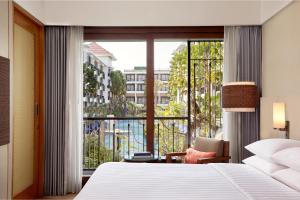 courtyard by marriott bali seminyak resort