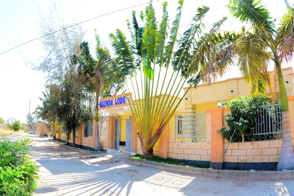 samali comfort lodge