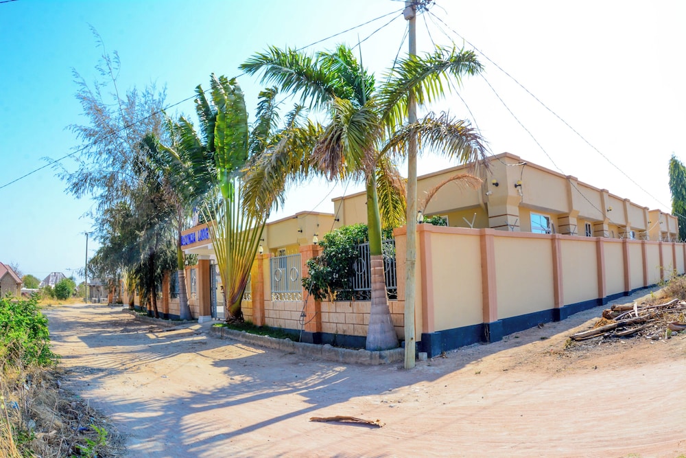 samali comfort lodge