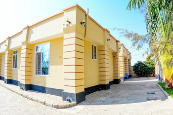 samali comfort lodge