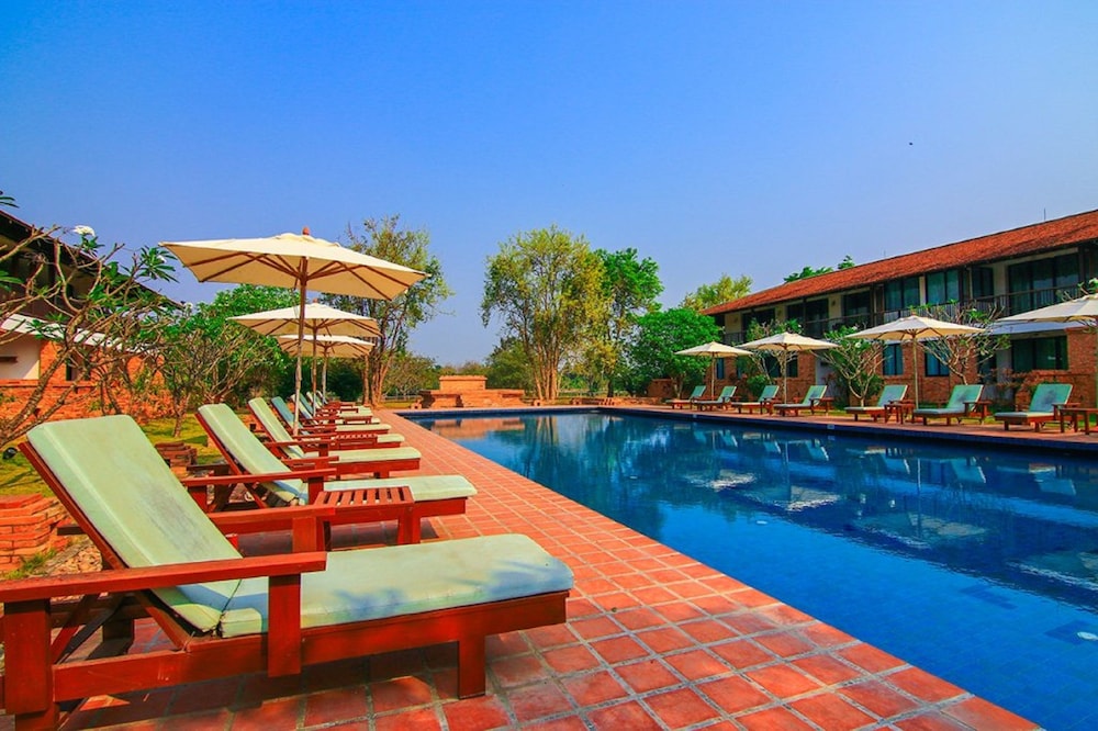 Sukhothai Heritage Resort,Sawankhalok>>Khlong Krachong,4 star