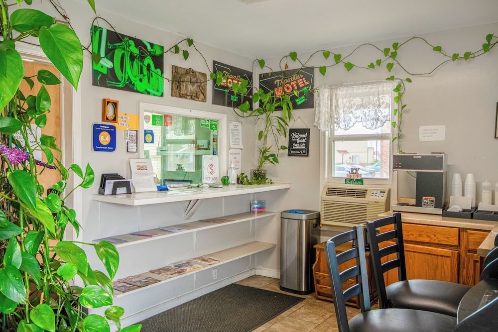 oyo travelier motel