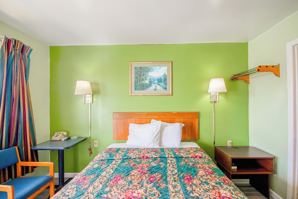 oyo travelier motel