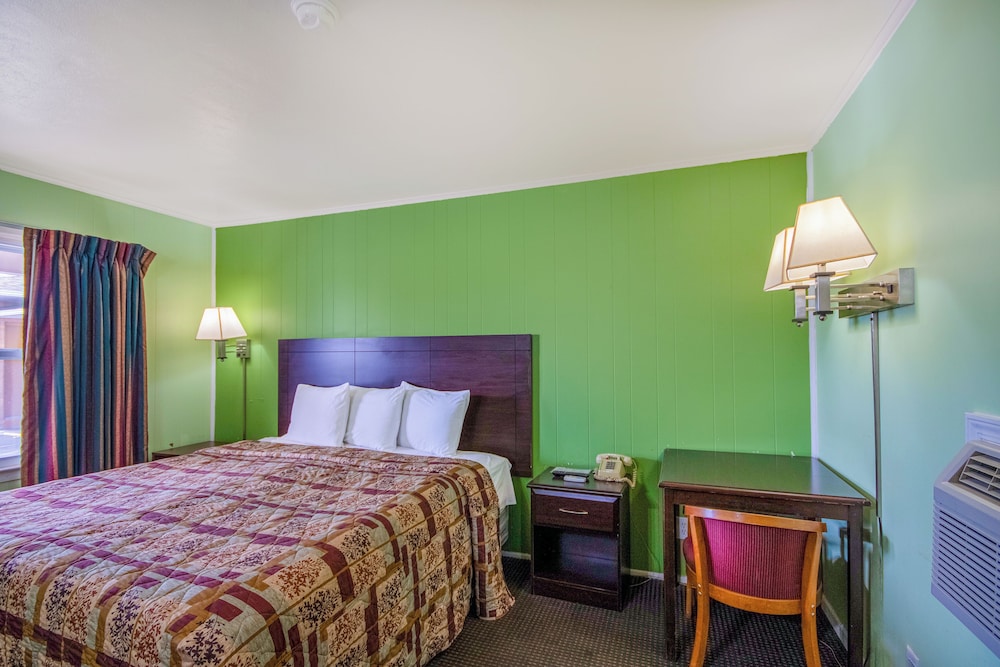 oyo travelier motel