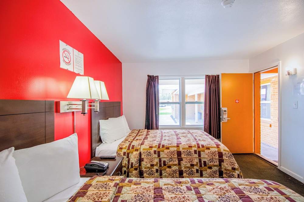 oyo travelier motel