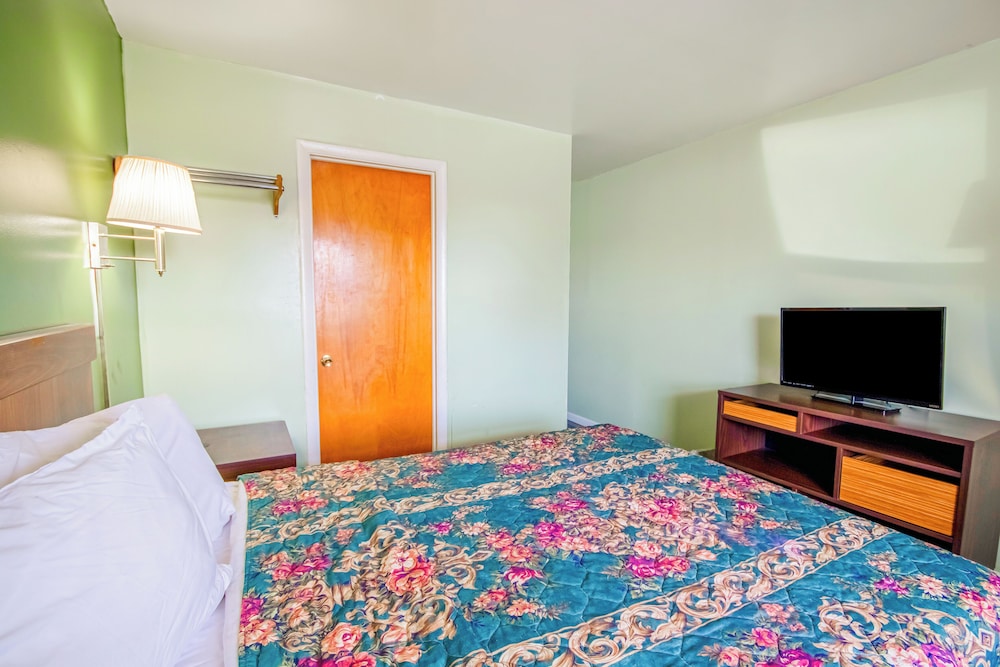oyo travelier motel