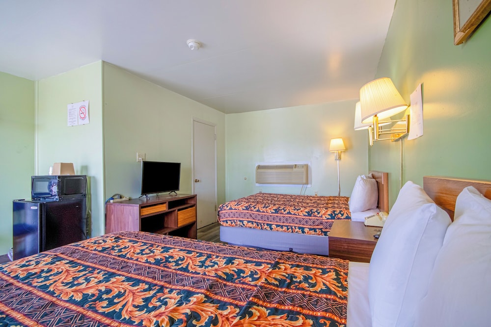 oyo travelier motel