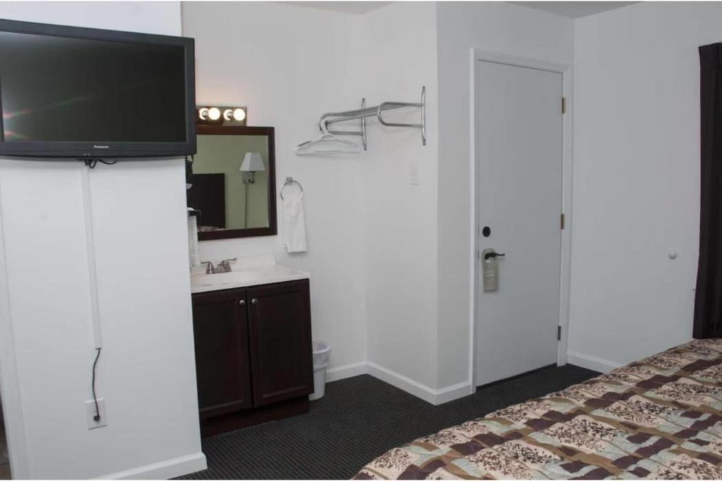 oyo travelier motel