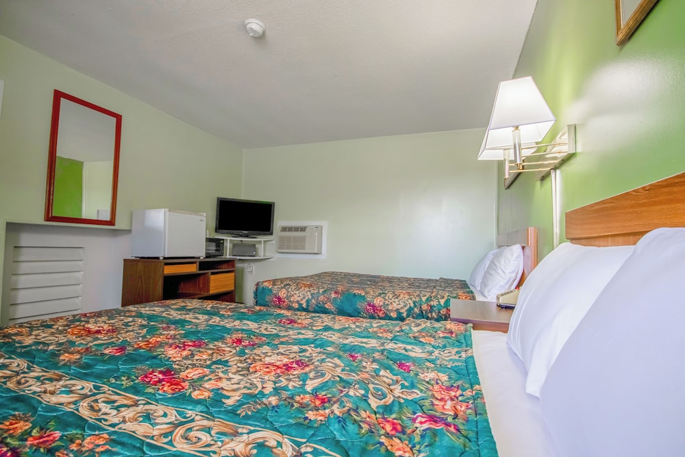 oyo travelier motel