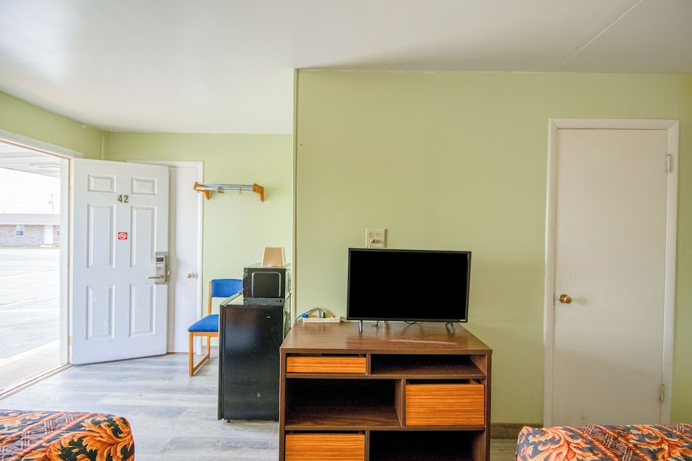 oyo travelier motel