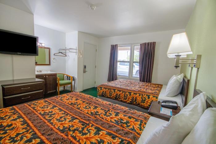 oyo travelier motel