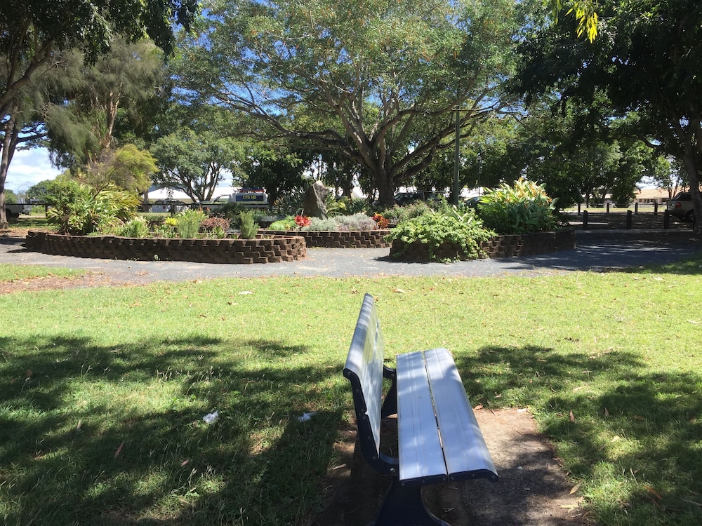 beachside boutique motel mackay