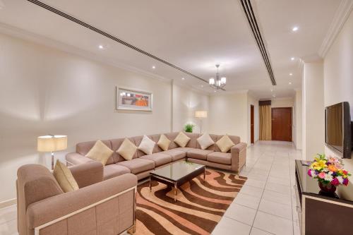pearl marina hotel apartments