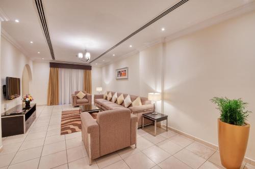 pearl marina hotel apartments