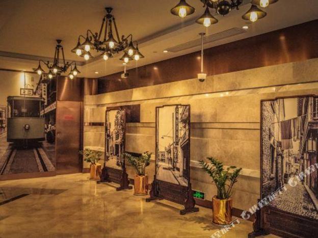 yitel premium shanghai peoples square nanjing road pedestrian street shop